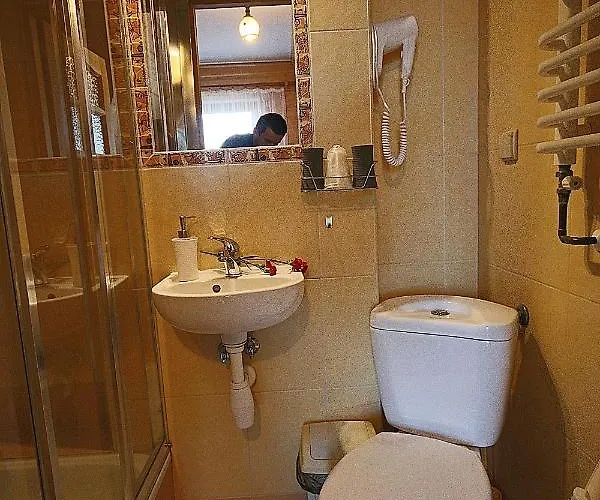 Lesne Zacisze לינה וארוחת בוקר 3*